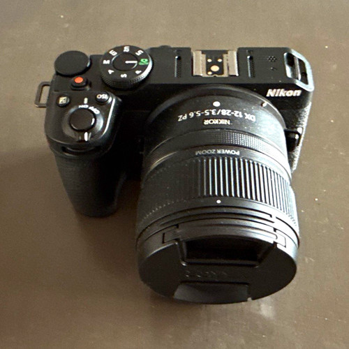 Nikon mirrorless camera - z, 30